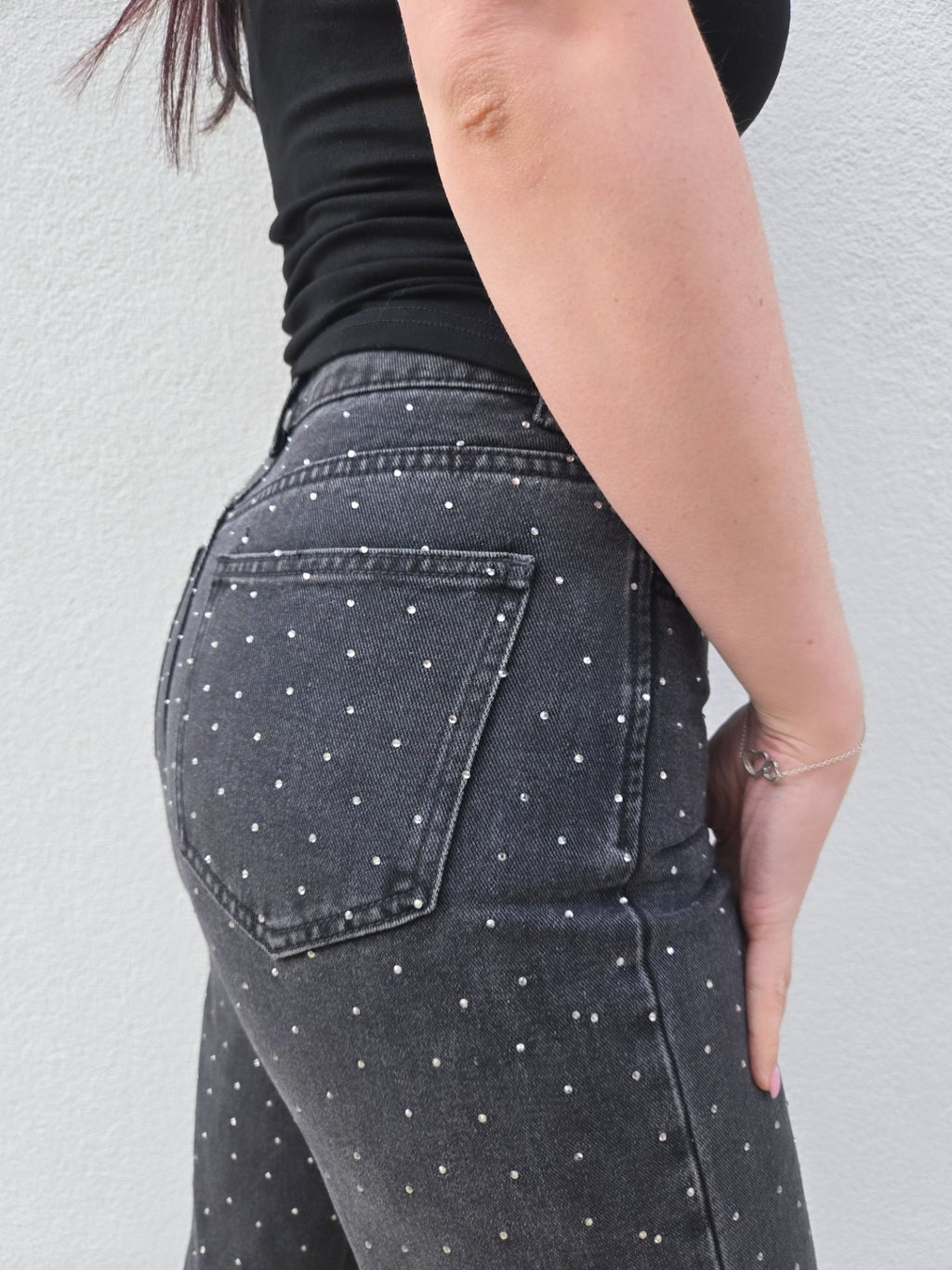 Jeans with rhinestones